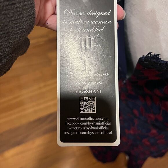 Shani dress NWT - Picture 13 of 16